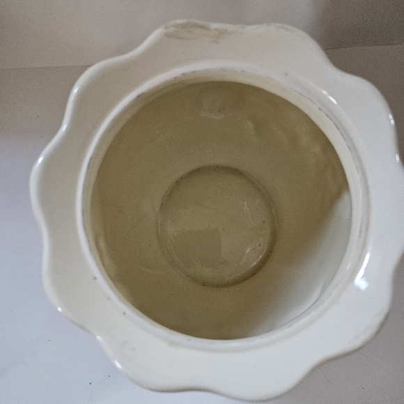 Vintage Cookie Jar with Lid Porcelain - Picture 7 of 8